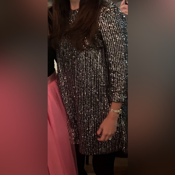 French Connection black/silver sequin romper-look fabulous and feel comfortable! - Picture 3 of 3